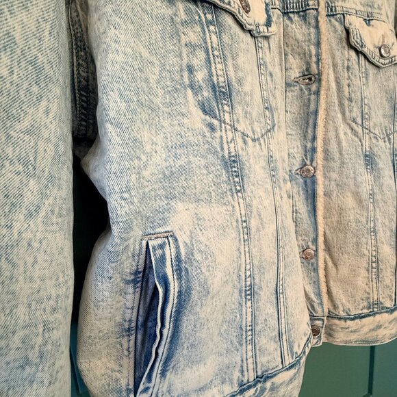 GAP Sherpa Denim Jacket - Picture 3 of 7
